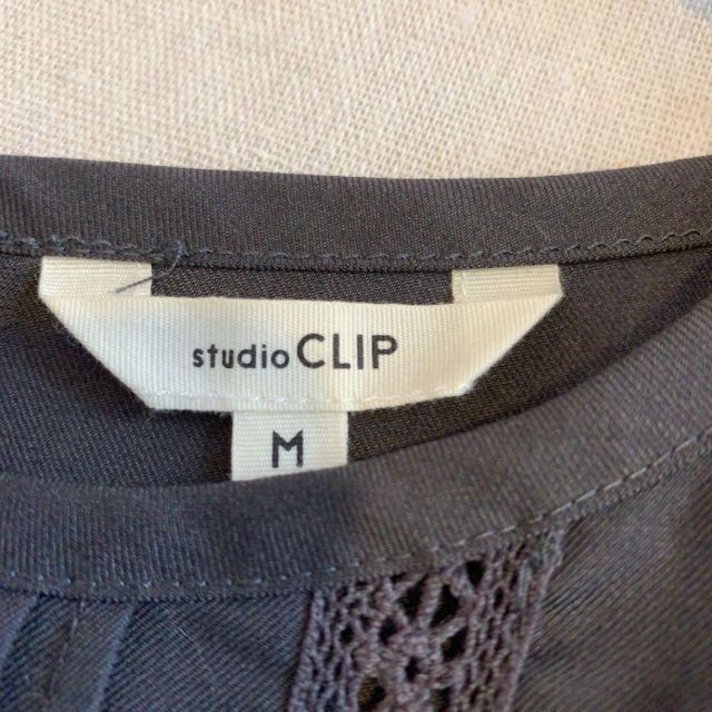 STUDIO CLIP(スタディオクリップ)の【新品未使用】Studio CLIP グレー フロントピンタックカットソー 春秋 レディースのトップス(カットソー(長袖/七分))の商品写真