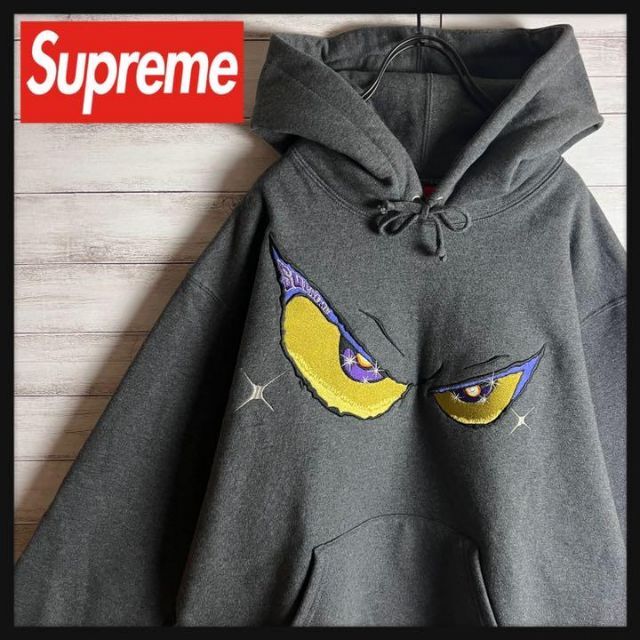 【即完売モデル】Supreme 超希少デザイン センター刺繍ロゴ パーカー