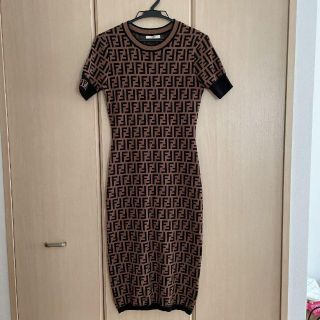 フェンディ ワンピースの通販 600点以上 | FENDIのレディースを買う ...