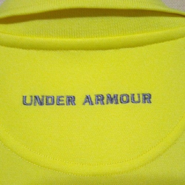 UNDER ARMOUR(アンダーアーマー)の【美品】アンダーアーマーポロシャツ メンズのトップス(ポロシャツ)の商品写真