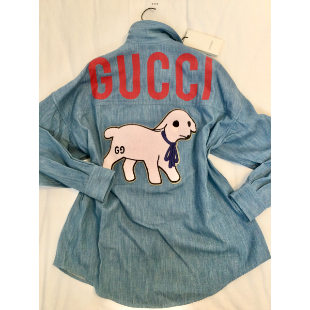 Gucci(グッチ)のGUCCIひつじシャツ　未使用 レディースのトップス(シャツ/ブラウス(長袖/七分))の商品写真