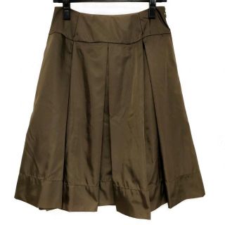 プラダ スカートの通販 700点以上 | PRADAのレディースを買うならラクマ