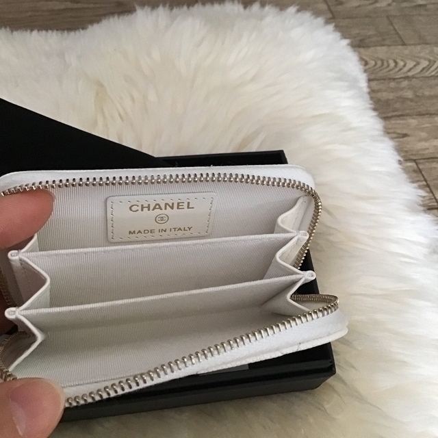 CHANEL(シャネル)のシャネル カードケース　　らむ様専用 レディースのファッション小物(名刺入れ/定期入れ)の商品写真