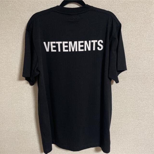VETEMENTS Tシャツ 22ssのサムネイル