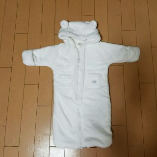 ベビーギャップ(babyGAP)の専用です！６０サイズシロクマふわふわアウター　おくるみとしても♪babyGAP(カバーオール)