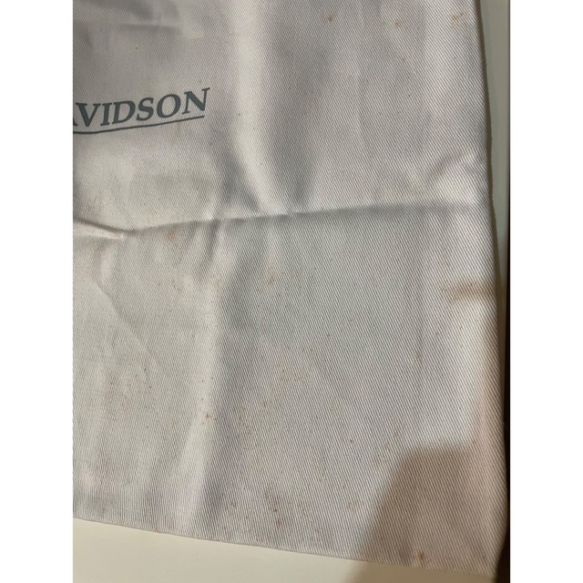 J&M DAVIDSON(ジェイアンドエムデヴィッドソン)の【J&M DAVIDSON  】カーニバル　M スタッズ　ホワイト レディースのバッグ(ショルダーバッグ)の商品写真