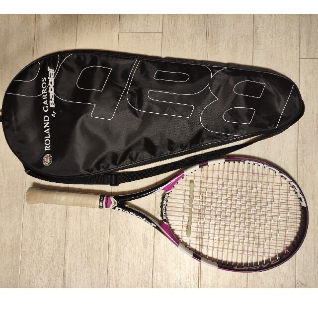 バボラ　公式テニスラケット