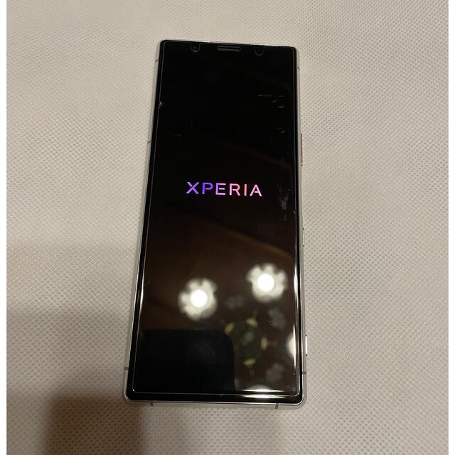 SONY(ソニー)のドコモ　Xperia 5  SO-01M グレー　半年使用　美品　 スマホ/家電/カメラのスマートフォン/携帯電話(スマートフォン本体)の商品写真