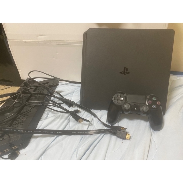 PlayStation4 ジェットブラック 1TB CUH-2000B 1