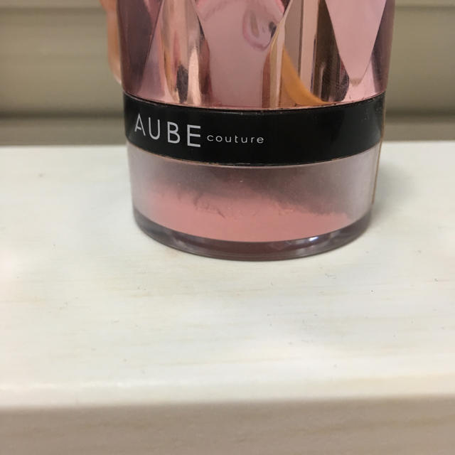 AUBE couture(オーブクチュール)のオーブクチュール ポンポンチーク コスメ/美容のベースメイク/化粧品(チーク)の商品写真