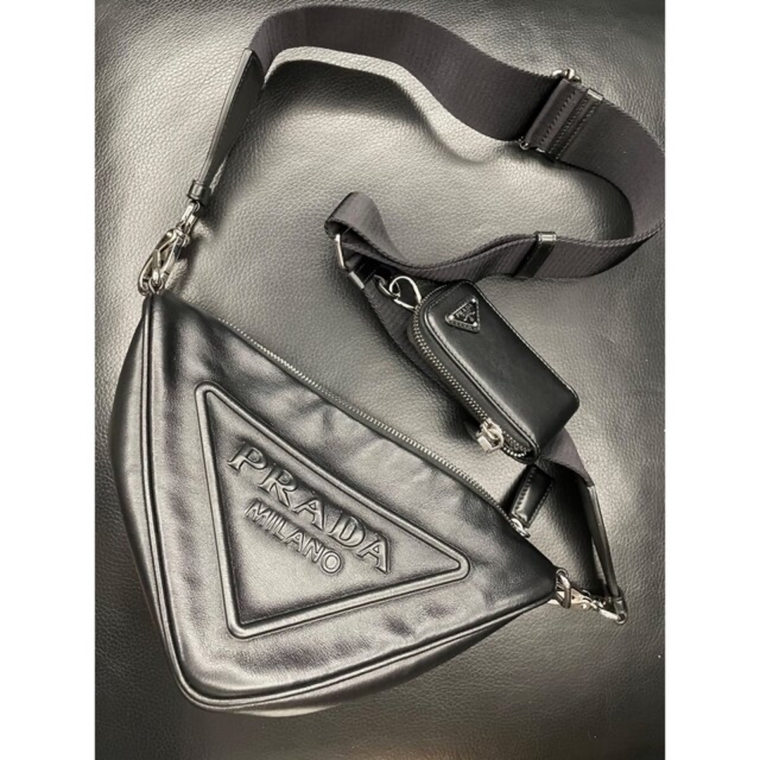 PRADA プラダ トライアングル レザーショルダーバッグ PRADA プラダ トライアングル レザーショルダーバッグ