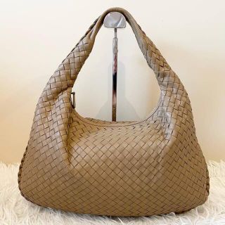 ボッテガヴェネタ(Bottega Veneta)の美品⭐️ボッテガヴェネタ ホーボー イントレチャート ハンドバッグ ナッパレザー(ハンドバッグ)