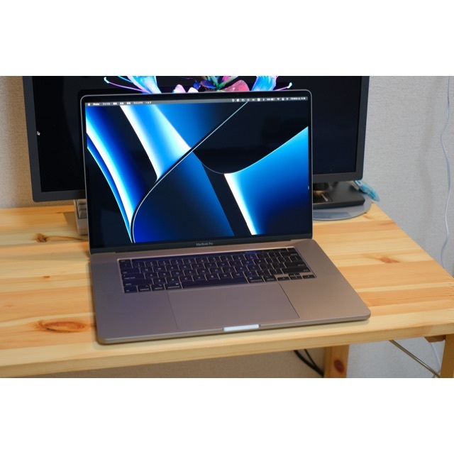 Apple - MacBook Pro 16インチ (Core i9、2019)