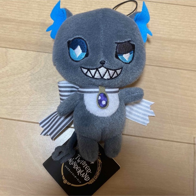 Disney - ツイステ グリム ぬいぐるみ缶バッジ セットの通販 by Disney - ツイステ グリム ぬいぐるみ缶バッジ セットの通販 by