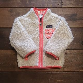 最終値下げ Patagoniaのリバーシブルダウンジャケット 6-12M