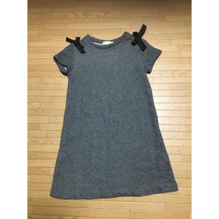 ザラキッズ(ZARA KIDS)のZARA KIDS グレーのワンピース　9-10歳(ワンピース)