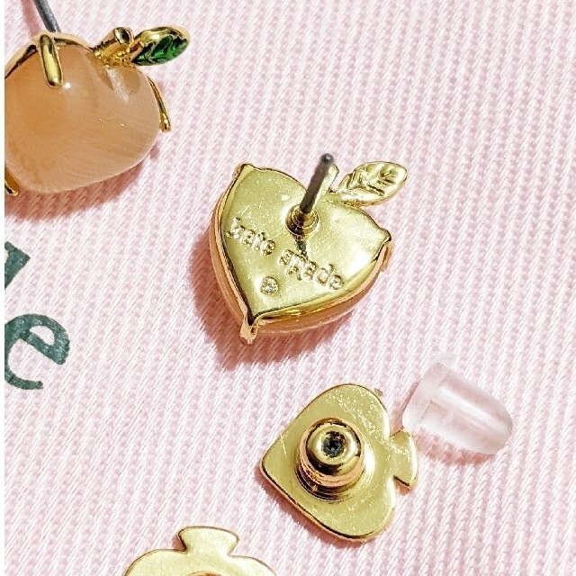 【限定価格】Kate Spade☆Fruit Salad Peach Huggie ピアス kate spade NEW YORK - NEW【新品】kate spade ケイトスペード