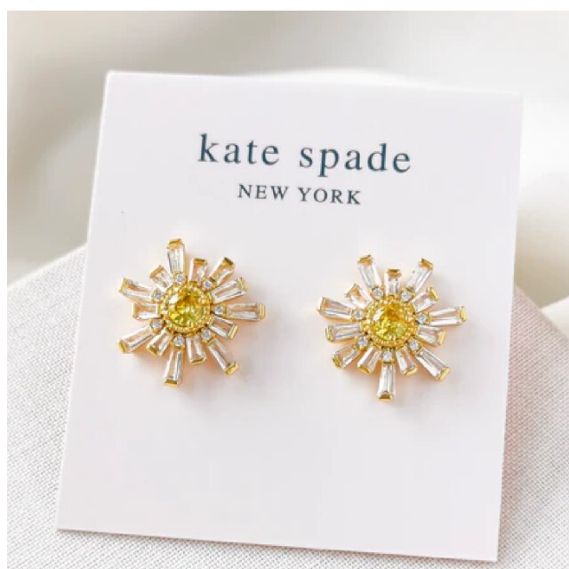 kate spade new york(ケイトスペードニューヨーク)のNEW【新品】kate spade ケイトスペード サニークリアゴールドピアス レディースのアクセサリー(ピアス)の商品写真