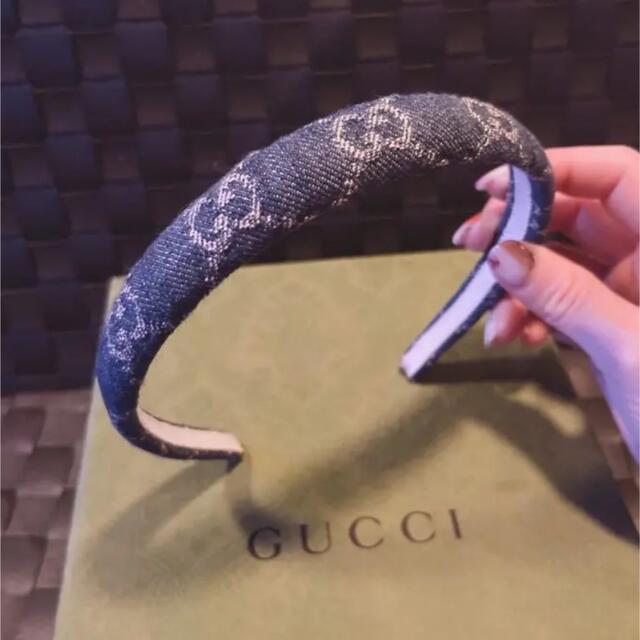 Gucci(グッチ)のGUCCI GUCCI ウォッシュドデニムヘアバンド　カチューシャ レディースのヘアアクセサリー(カチューシャ)の商品写真