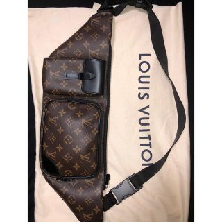 ルイヴィトン(LOUIS VUITTON)の100%正規品 ルイヴィトン マカサー クリストファー (ショルダーバッグ)