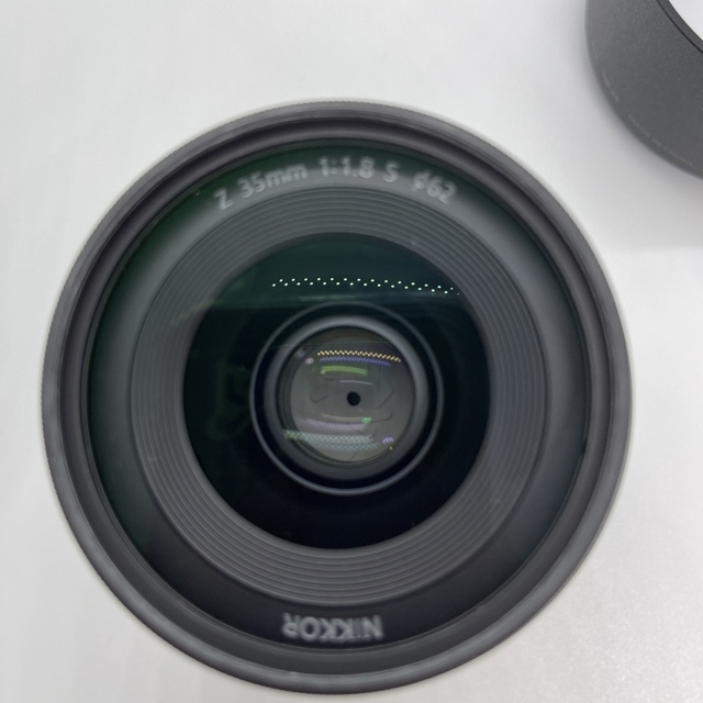 Nikon(ニコン)のNikon (ニコン) NIKKOR Z 35mm F1.8 S 中古良品 スマホ/家電/カメラのカメラ(レンズ(単焦点))の商品写真