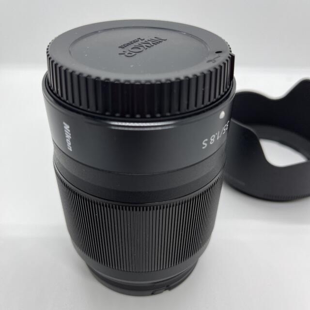 Nikon(ニコン)のNikon (ニコン) NIKKOR Z 35mm F1.8 S 中古良品 スマホ/家電/カメラのカメラ(レンズ(単焦点))の商品写真