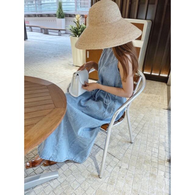 moussy(マウジー)のmoussy BACK OPEN DENIM LONG トップス レディースのワンピース(ロングワンピース/マキシワンピース)の商品写真