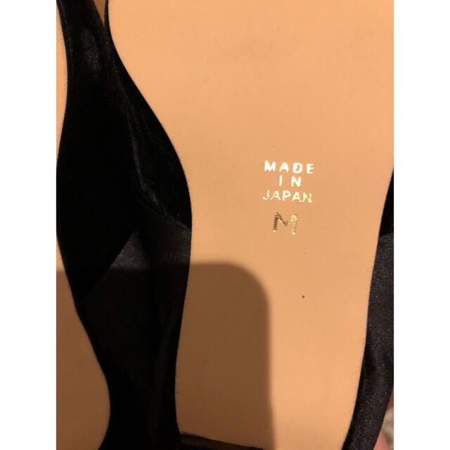 新品未使用品　OHGA ベロア　リボンミュール　Mサイズ レディースの靴/シューズ(ミュール)の商品写真
