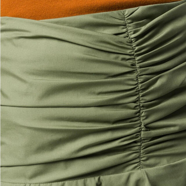 LOEWE(ロエベ)の残１【新品】LOEWE ロエベ アシンメトリー ロング スカート グリーン 38 レディースのスカート(ロングスカート)の商品写真