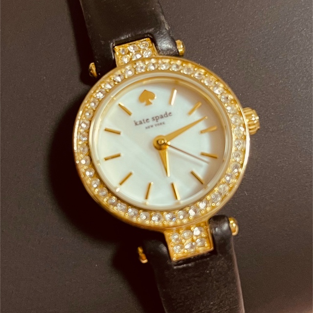 kate spade new york(ケイトスペードニューヨーク)のKate spade クリスタル 腕時計 レディースのファッション小物(腕時計)の商品写真