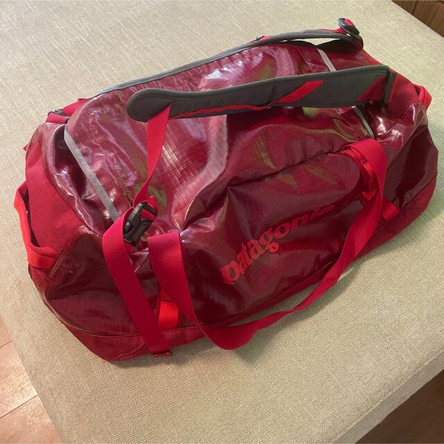 patagonia(パタゴニア)のPatagonia Black Hole Duffel Bag 60L- Red メンズのバッグ(ボストンバッグ)の商品写真