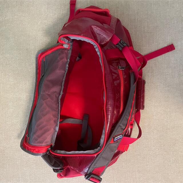 patagonia(パタゴニア)のPatagonia Black Hole Duffel Bag 60L- Red メンズのバッグ(ボストンバッグ)の商品写真