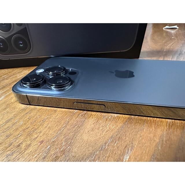 超美品 iPhone13 Pro 256GB グラファイト SIMフリー 4