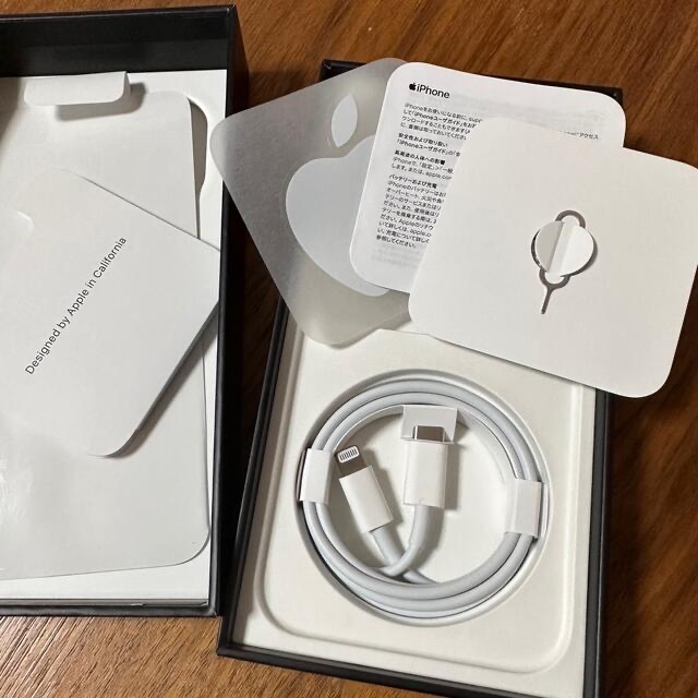 超美品 iPhone13 Pro 256GB グラファイト SIMフリー 7