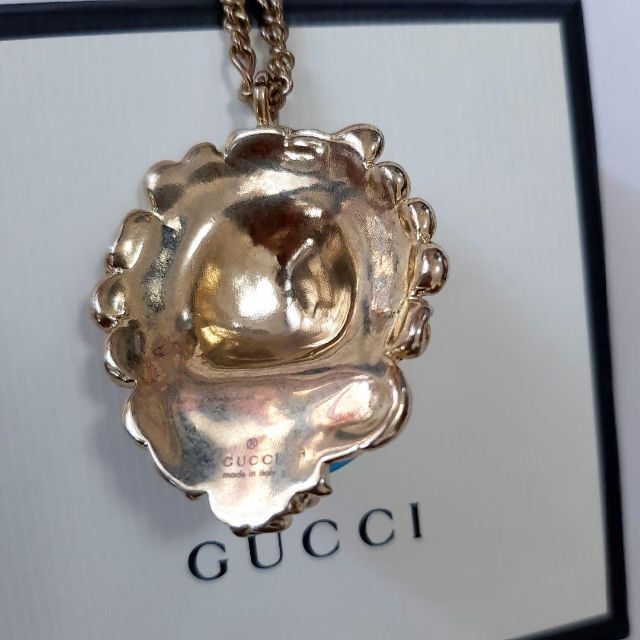 Gucci(グッチ)の希少　グッチ　ライオンヘッド　ターコイズ　石　ネックレス　ゴールド　箱付き　希少 メンズのアクセサリー(ネックレス)の商品写真