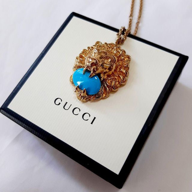 Gucci(グッチ)の希少　グッチ　ライオンヘッド　ターコイズ　石　ネックレス　ゴールド　箱付き　希少 メンズのアクセサリー(ネックレス)の商品写真