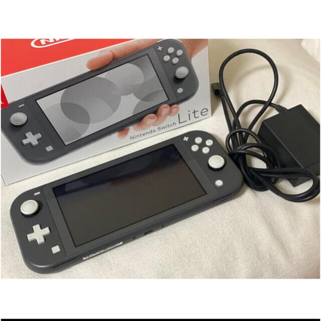 Nintendo Switch Liteグレー　最安値 エンタメ/ホビーのゲームソフト/ゲーム機本体(携帯用ゲーム機本体)の商品写真