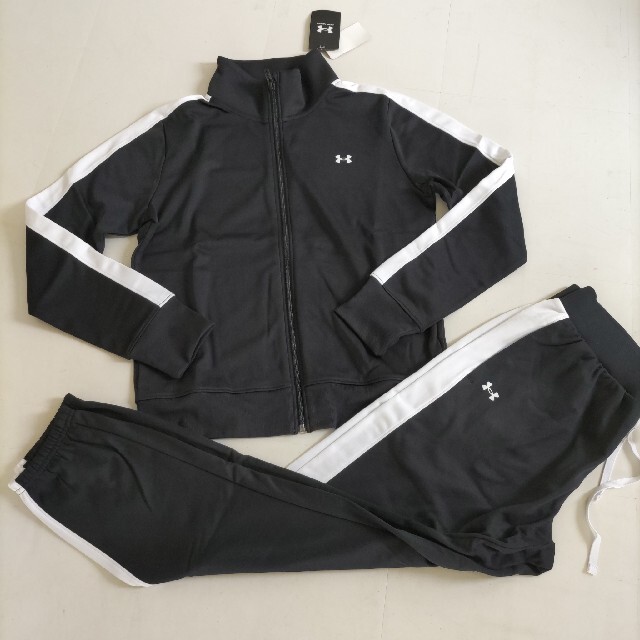 税込) UNDER ARMOUR トレーニングジャージ セットアップ Ｌ