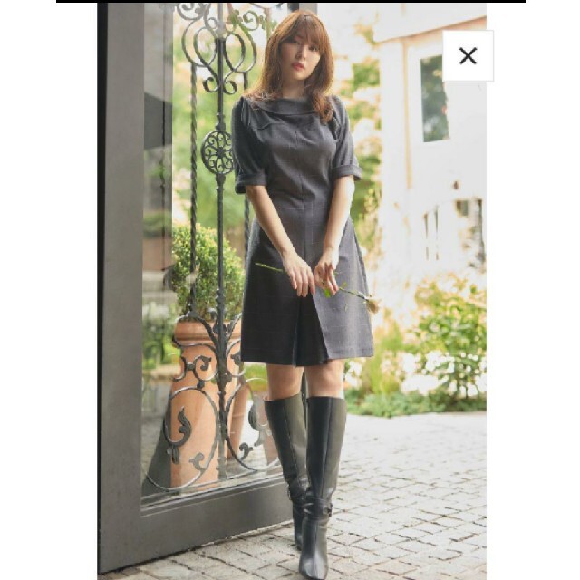 Her lip to(ハーリップトゥ)の新品 Her lip to Line Check Box Tuck Dress レディースのワンピース(ひざ丈ワンピース)の商品写真