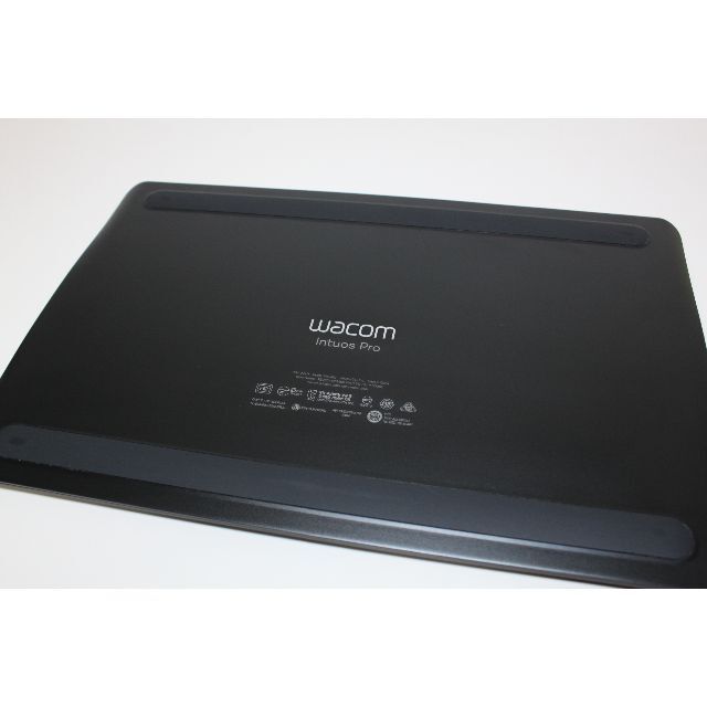 Wacom/Intuos Pro/PTH-660/Mサイズ