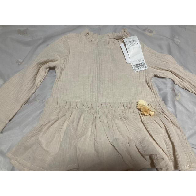 petit main(プティマイン)のプティマイン　新品　100cm 長袖　チュニック　トップス　秋服　薄手　キッズ キッズ/ベビー/マタニティのキッズ服女の子用(90cm~)(Tシャツ/カットソー)の商品写真