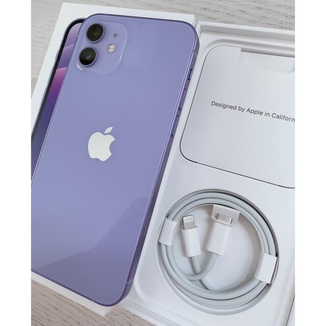 iPhone(アイフォーン)の★iPhone12★パープル★付属品全て込 スマホ/家電/カメラのスマートフォン/携帯電話(スマートフォン本体)の商品写真