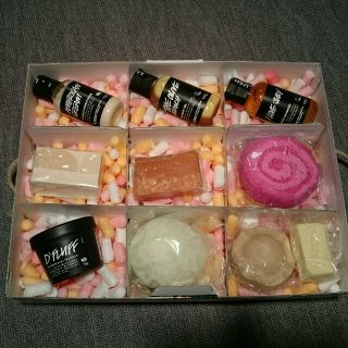 ラッシュ(LUSH)のラッシュ  LUSH  石鹸 バスボム 詰め合わせ(入浴剤/バスソルト)