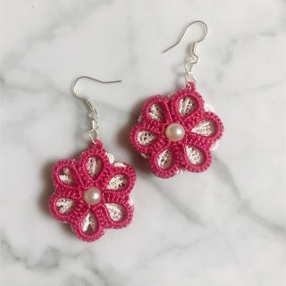 タティングレース お花モチーフピアス(ピアス)