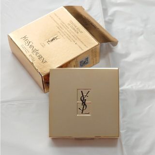 イヴサンローランボーテ(Yves Saint Laurent Beaute)のYSLラディアントタッチルクッション　B30(ファンデーション)