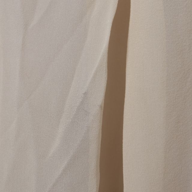 UNITED ARROWS(ユナイテッドアローズ)の大幅値下げ　ユナイテッドアローズ　シルク生地の袖なしワンピース レディースのワンピース(ひざ丈ワンピース)の商品写真
