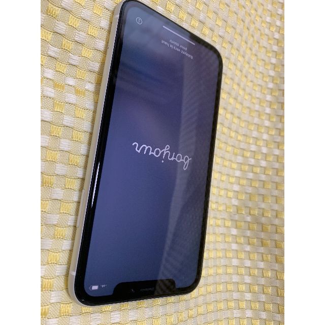 あいん様専用iPhone XR 128G ホワイト  simロックなし　良品 スマホ/家電/カメラのスマートフォン/携帯電話(スマートフォン本体)の商品写真