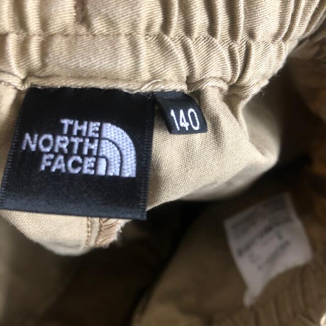 THE NORTH FACE(ザノースフェイス)のノースフェイス　ハーフパンツ キッズ/ベビー/マタニティのキッズ服男の子用(90cm~)(パンツ/スパッツ)の商品写真