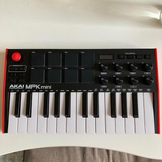 AKAI Professional MPK mini MK3  (MIDIコントローラー)