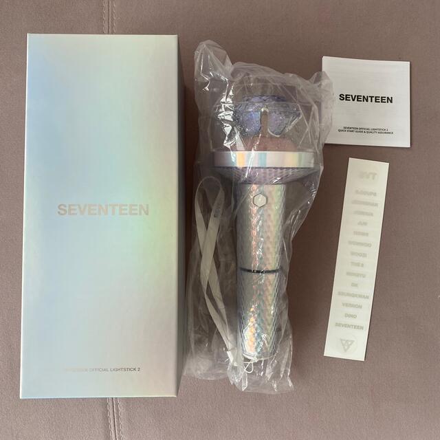 SEVENTEEN(セブンティーン)のseventeen カラット棒　公式ペンライト エンタメ/ホビーのタレントグッズ(アイドルグッズ)の商品写真